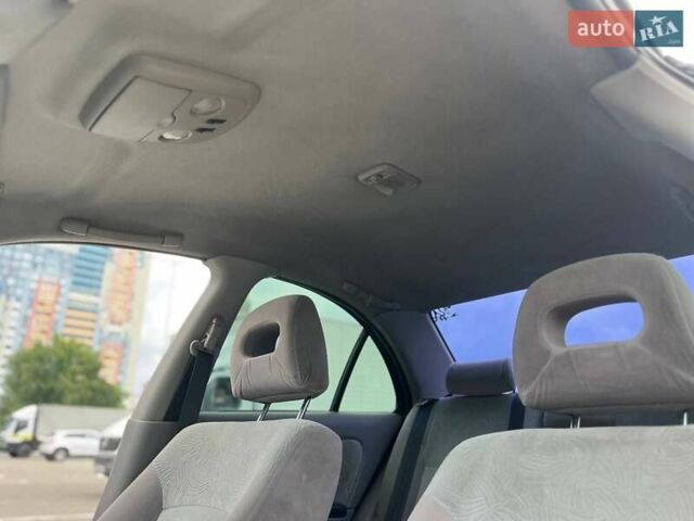 Серый Ниссан Альмера, объемом двигателя 1.8 л и пробегом 372 тыс. км за 2600 $, фото 14 на Automoto.ua