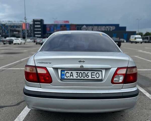 Серый Ниссан Альмера, объемом двигателя 1.8 л и пробегом 372 тыс. км за 2600 $, фото 1 на Automoto.ua