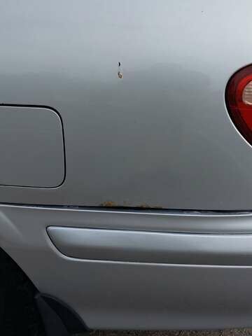 Серый Ниссан Альмера, объемом двигателя 1.5 л и пробегом 253 тыс. км за 2200 $, фото 3 на Automoto.ua