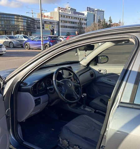 Серый Ниссан Альмера, объемом двигателя 1.8 л и пробегом 181 тыс. км за 4400 $, фото 13 на Automoto.ua