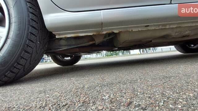 Серый Ниссан Альмера, объемом двигателя 1.5 л и пробегом 253 тыс. км за 2200 $, фото 15 на Automoto.ua