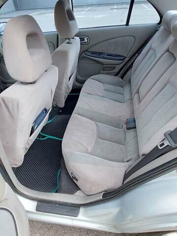 Серый Ниссан Альмера, объемом двигателя 1.5 л и пробегом 253 тыс. км за 2200 $, фото 18 на Automoto.ua