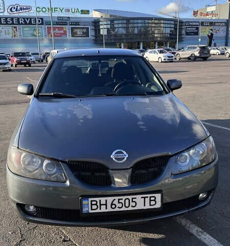 Серый Ниссан Альмера, объемом двигателя 1.8 л и пробегом 181 тыс. км за 4400 $, фото 2 на Automoto.ua