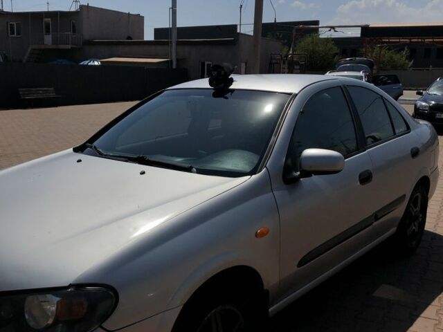 Серый Ниссан Альмера, объемом двигателя 1.5 л и пробегом 372 тыс. км за 2900 $, фото 3 на Automoto.ua