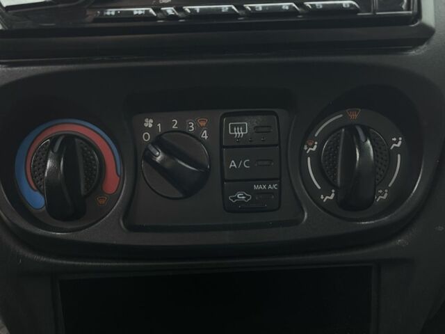 Сірий Ніссан Альмера, об'ємом двигуна 1.5 л та пробігом 302 тис. км за 2900 $, фото 12 на Automoto.ua