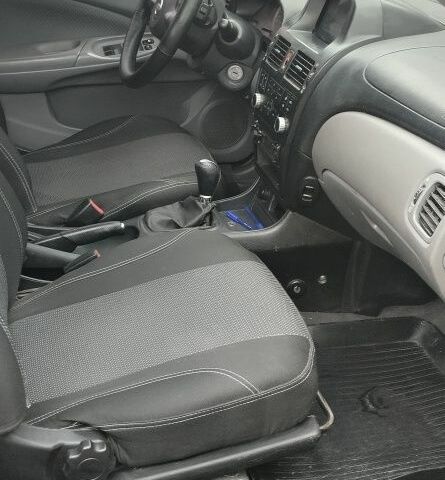 Серый Ниссан Альмера, объемом двигателя 0 л и пробегом 485 тыс. км за 2900 $, фото 5 на Automoto.ua