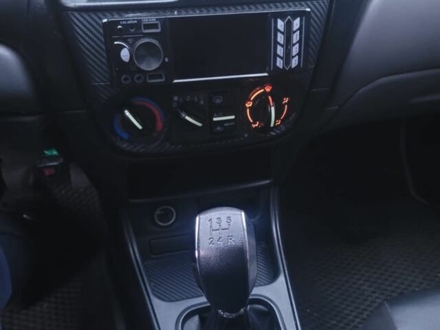 Серый Ниссан Альмера, объемом двигателя 1.5 л и пробегом 380 тыс. км за 3000 $, фото 7 на Automoto.ua