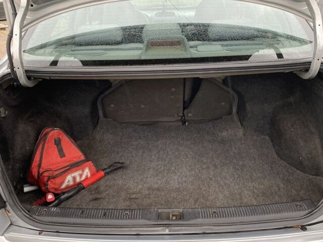 Серый Ниссан Альмера, объемом двигателя 1.5 л и пробегом 181 тыс. км за 2850 $, фото 14 на Automoto.ua