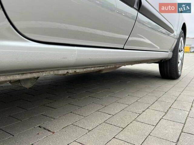 Серый Ниссан Альмера, объемом двигателя 1.5 л и пробегом 140 тыс. км за 4600 $, фото 19 на Automoto.ua