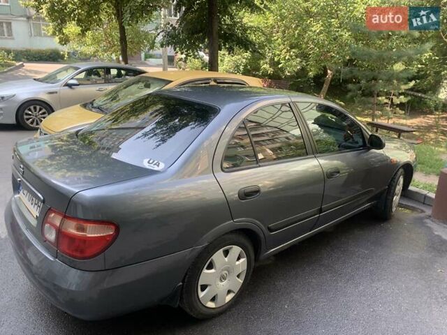 Серый Ниссан Альмера, объемом двигателя 1.5 л и пробегом 200 тыс. км за 3100 $, фото 6 на Automoto.ua