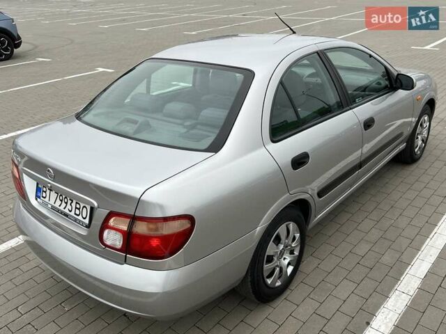 Серый Ниссан Альмера, объемом двигателя 1.5 л и пробегом 140 тыс. км за 4600 $, фото 17 на Automoto.ua