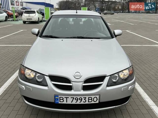 Серый Ниссан Альмера, объемом двигателя 1.5 л и пробегом 140 тыс. км за 4600 $, фото 4 на Automoto.ua