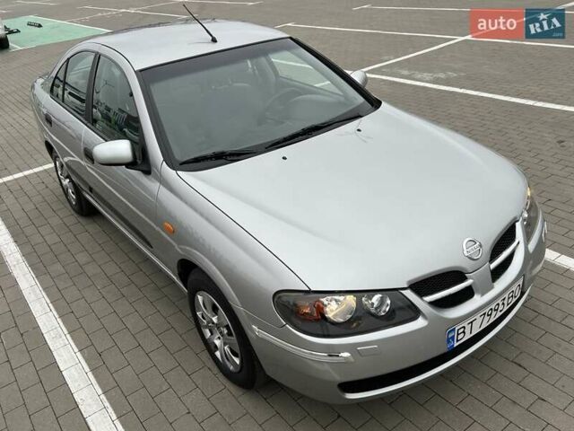 Серый Ниссан Альмера, объемом двигателя 1.5 л и пробегом 140 тыс. км за 4600 $, фото 8 на Automoto.ua