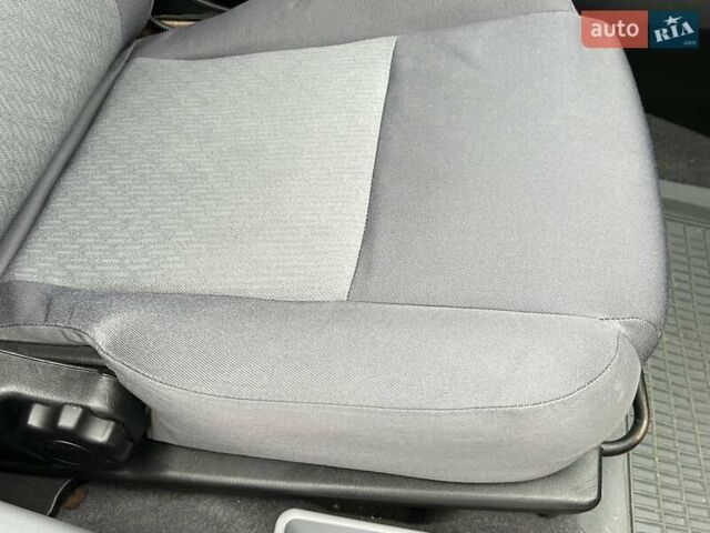 Серый Ниссан Альмера, объемом двигателя 1.5 л и пробегом 140 тыс. км за 4600 $, фото 31 на Automoto.ua