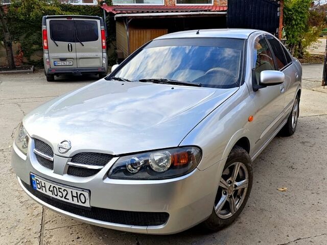 Серый Ниссан Альмера, объемом двигателя 1.5 л и пробегом 299 тыс. км за 3500 $, фото 1 на Automoto.ua