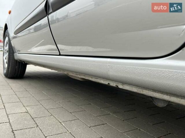 Серый Ниссан Альмера, объемом двигателя 1.5 л и пробегом 140 тыс. км за 4600 $, фото 20 на Automoto.ua