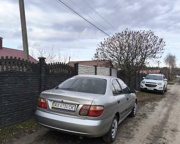 Серый Ниссан Альмера, объемом двигателя 1.8 л и пробегом 245 тыс. км за 2400 $, фото 3 на Automoto.ua
