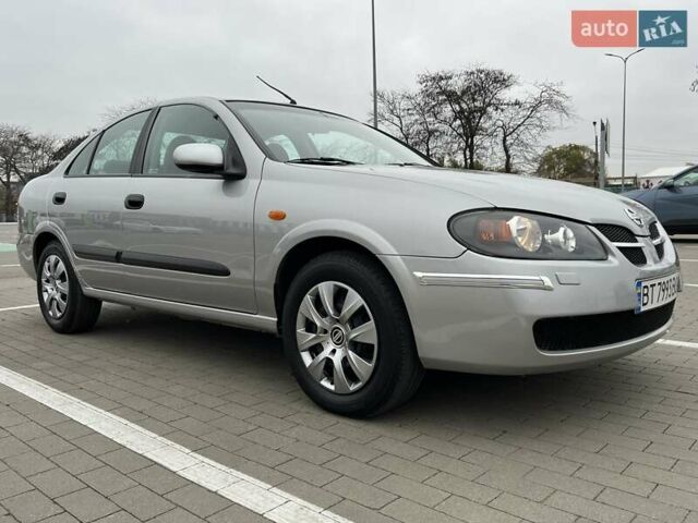 Серый Ниссан Альмера, объемом двигателя 1.5 л и пробегом 140 тыс. км за 4600 $, фото 7 на Automoto.ua