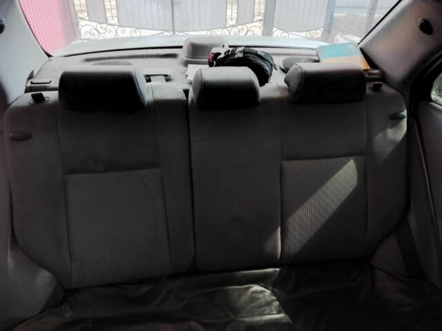 Серый Ниссан Альмера, объемом двигателя 1.5 л и пробегом 263 тыс. км за 2400 $, фото 5 на Automoto.ua