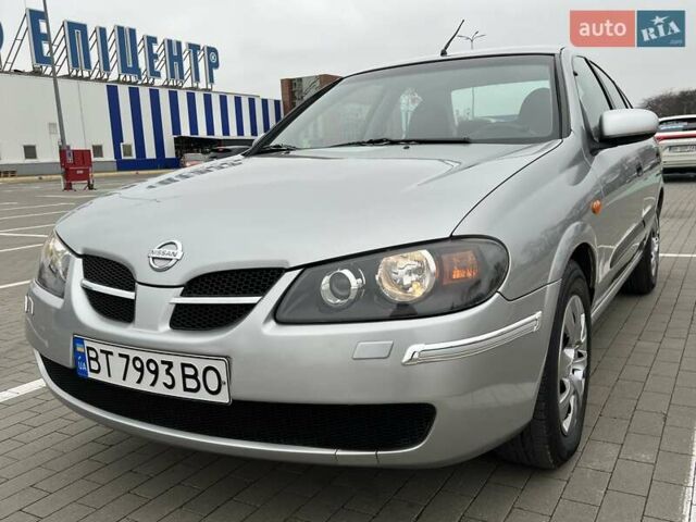 Серый Ниссан Альмера, объемом двигателя 1.5 л и пробегом 140 тыс. км за 4600 $, фото 5 на Automoto.ua