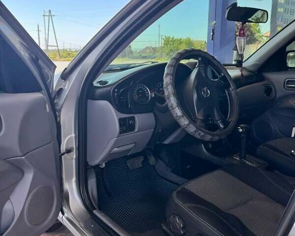 Сірий Ніссан Альмера, об'ємом двигуна 1.77 л та пробігом 240 тис. км за 3799 $, фото 9 на Automoto.ua