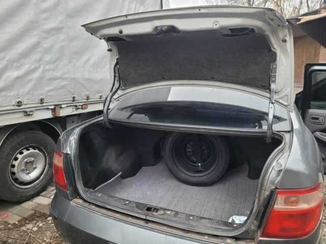 Серый Ниссан Альмера, объемом двигателя 1.5 л и пробегом 380 тыс. км за 3000 $, фото 6 на Automoto.ua