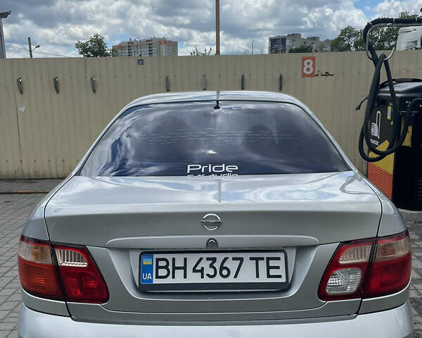 Серый Ниссан Альмера, объемом двигателя 1.5 л и пробегом 300 тыс. км за 3000 $, фото 1 на Automoto.ua