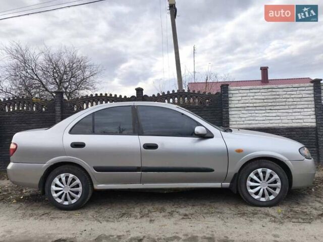 Серый Ниссан Альмера, объемом двигателя 1.8 л и пробегом 245 тыс. км за 2400 $, фото 4 на Automoto.ua