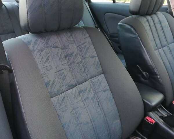 Серый Ниссан Альмера, объемом двигателя 1.5 л и пробегом 180 тыс. км за 4000 $, фото 15 на Automoto.ua