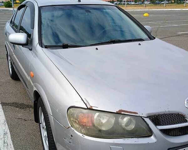 Серый Ниссан Альмера, объемом двигателя 1.6 л и пробегом 302 тыс. км за 2400 $, фото 12 на Automoto.ua