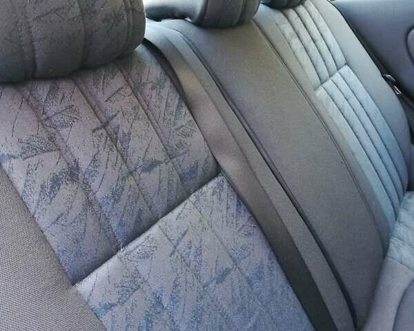 Серый Ниссан Альмера, объемом двигателя 1.5 л и пробегом 180 тыс. км за 4000 $, фото 16 на Automoto.ua