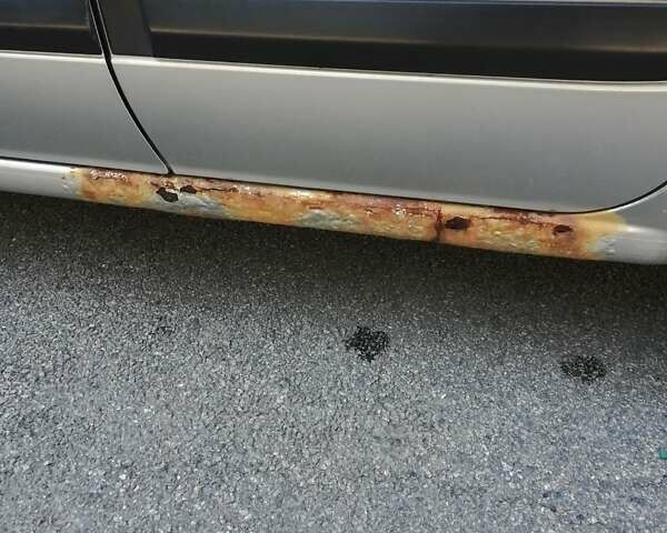 Серый Ниссан Альмера, объемом двигателя 1.5 л и пробегом 180 тыс. км за 4000 $, фото 22 на Automoto.ua