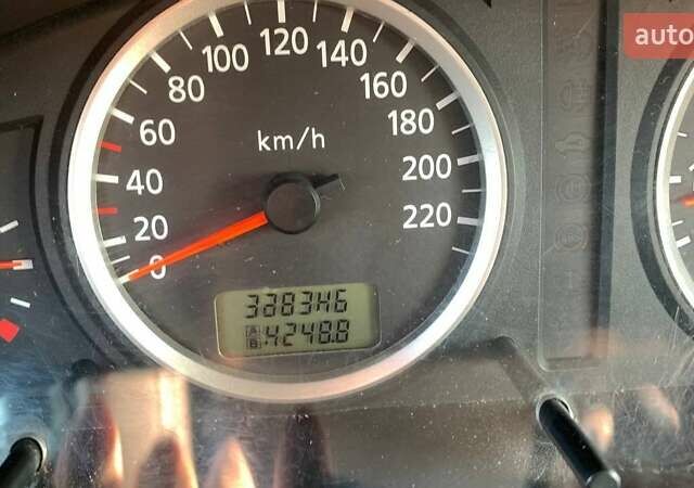 Серый Ниссан Альмера, объемом двигателя 1.77 л и пробегом 300 тыс. км за 3132 $, фото 7 на Automoto.ua