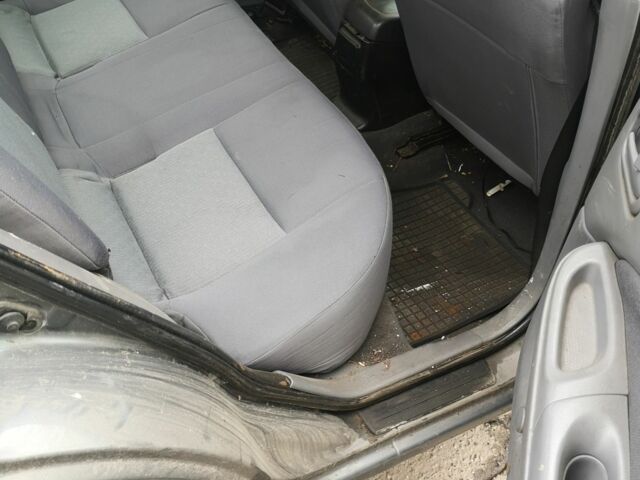 Серый Ниссан Альмера, объемом двигателя 0 л и пробегом 400 тыс. км за 1300 $, фото 8 на Automoto.ua