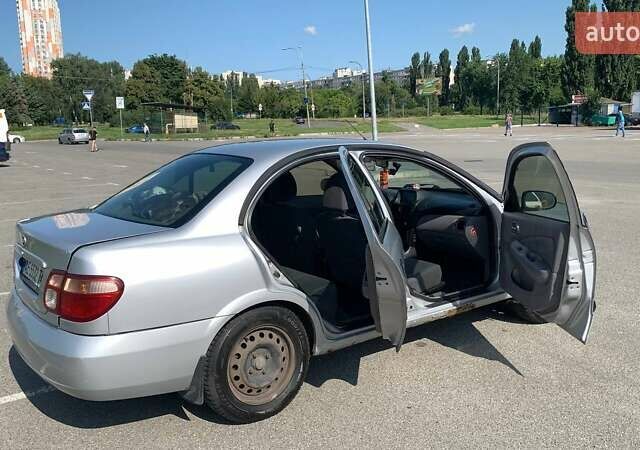 Серый Ниссан Альмера, объемом двигателя 1.77 л и пробегом 300 тыс. км за 3132 $, фото 6 на Automoto.ua