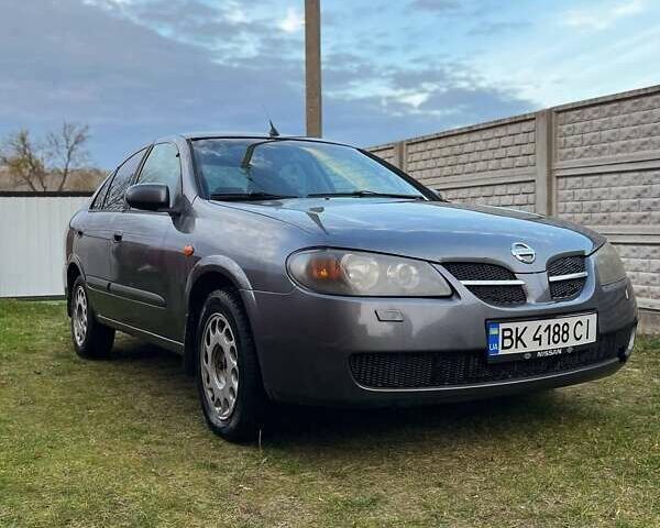 Сірий Ніссан Альмера, об'ємом двигуна 1.5 л та пробігом 352 тис. км за 3600 $, фото 2 на Automoto.ua