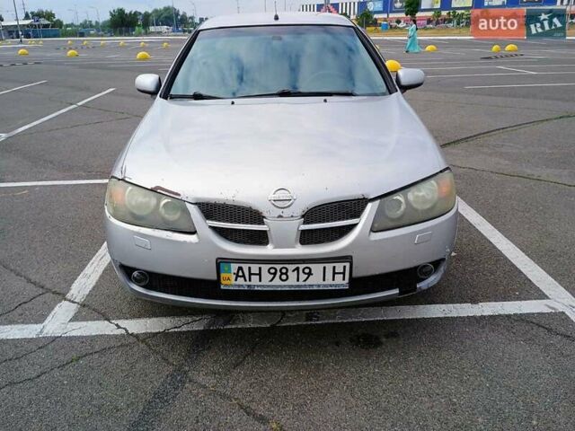 Серый Ниссан Альмера, объемом двигателя 1.6 л и пробегом 302 тыс. км за 2400 $, фото 2 на Automoto.ua