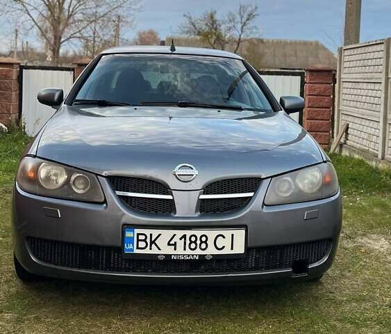 Сірий Ніссан Альмера, об'ємом двигуна 1.5 л та пробігом 352 тис. км за 3600 $, фото 1 на Automoto.ua