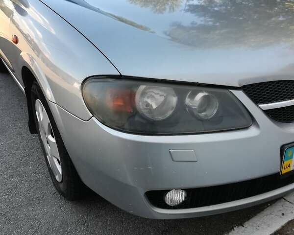 Серый Ниссан Альмера, объемом двигателя 1.5 л и пробегом 180 тыс. км за 4000 $, фото 1 на Automoto.ua