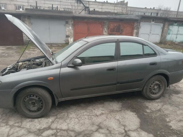 Серый Ниссан Альмера, объемом двигателя 1.5 л и пробегом 200 тыс. км за 4500 $, фото 1 на Automoto.ua