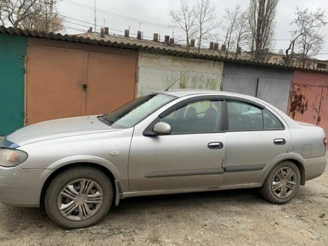 Серый Ниссан Альмера, объемом двигателя 1.5 л и пробегом 240 тыс. км за 2300 $, фото 2 на Automoto.ua