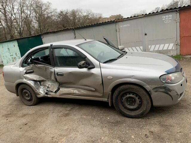 Серый Ниссан Альмера, объемом двигателя 1.5 л и пробегом 240 тыс. км за 2300 $, фото 3 на Automoto.ua