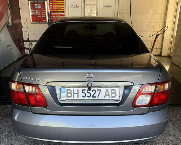 Серый Ниссан Альмера, объемом двигателя 1.8 л и пробегом 220 тыс. км за 5200 $, фото 3 на Automoto.ua