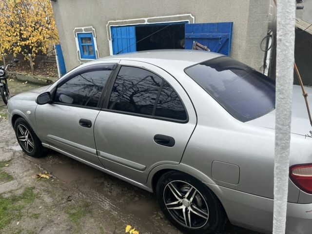 Серый Ниссан Альмера, объемом двигателя 1.5 л и пробегом 259 тыс. км за 2500 $, фото 6 на Automoto.ua