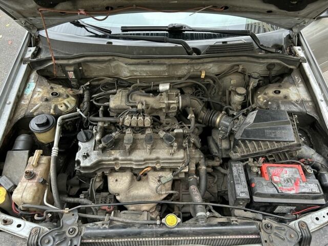 Сірий Ніссан Альмера, об'ємом двигуна 1.8 л та пробігом 320 тис. км за 2500 $, фото 7 на Automoto.ua