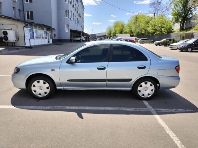 Сірий Ніссан Альмера, об'ємом двигуна 1.8 л та пробігом 190 тис. км за 4000 $, фото 2 на Automoto.ua