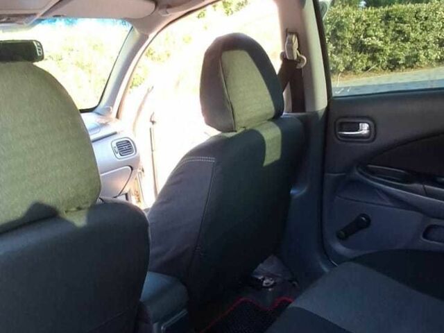 Серый Ниссан Альмера, объемом двигателя 1.5 л и пробегом 3 тыс. км за 2500 $, фото 9 на Automoto.ua