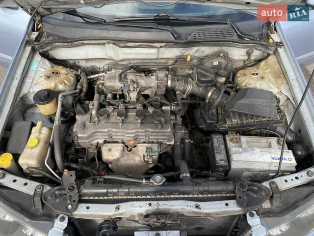 Серый Ниссан Альмера, объемом двигателя 1.77 л и пробегом 248 тыс. км за 4399 $, фото 5 на Automoto.ua