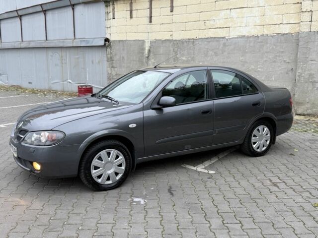 Серый Ниссан Альмера, объемом двигателя 1.8 л и пробегом 105 тыс. км за 3800 $, фото 1 на Automoto.ua