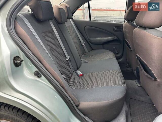 Серый Ниссан Альмера, объемом двигателя 1.6 л и пробегом 152 тыс. км за 5290 $, фото 10 на Automoto.ua